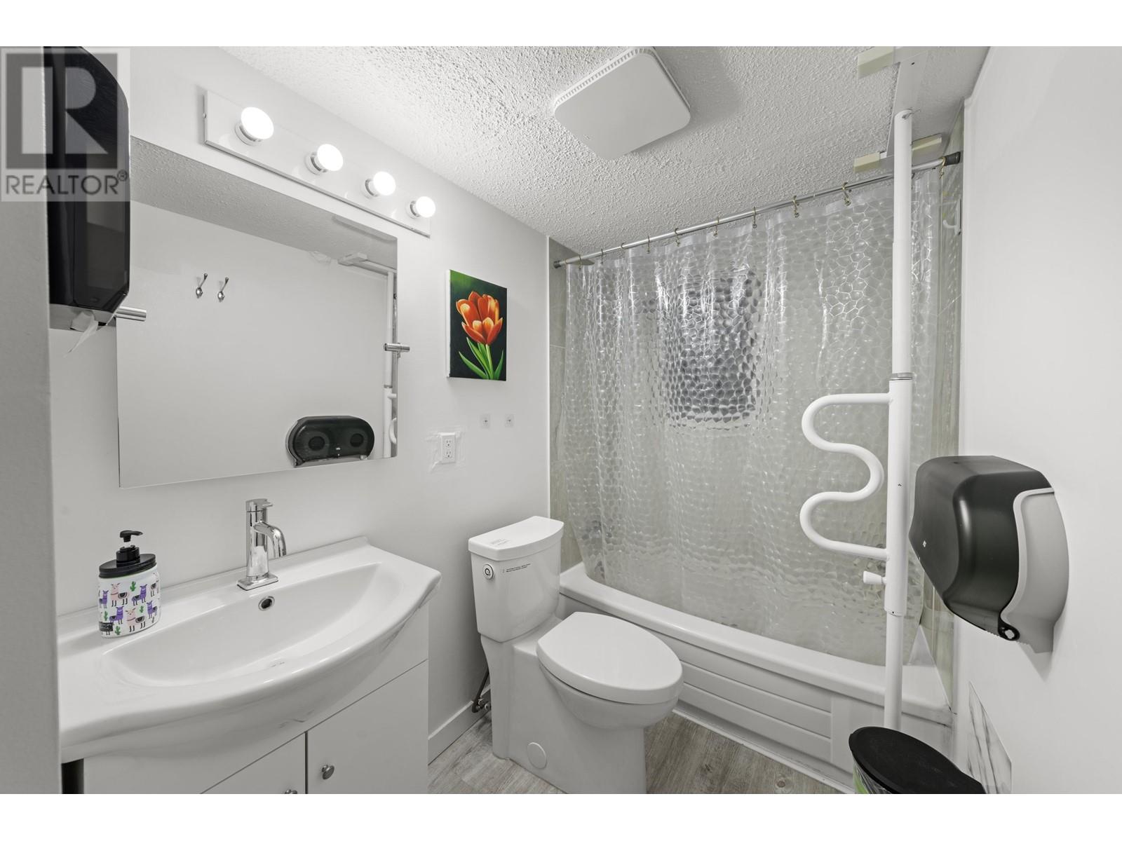 5681 Camino Court, Burnaby, British Columbia  V5G 3Y1 - Photo 27 - R2989830