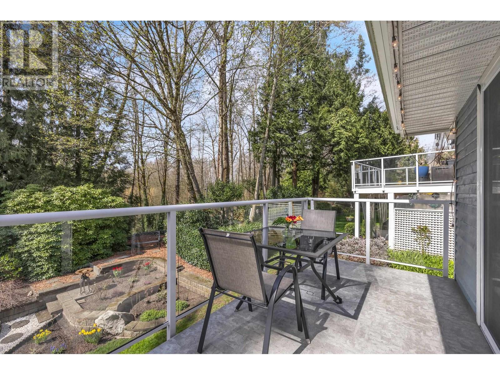 3325 Flagstaff Place, Vancouver, British Columbia  V5S 4K9 - Photo 13 - R2989923
