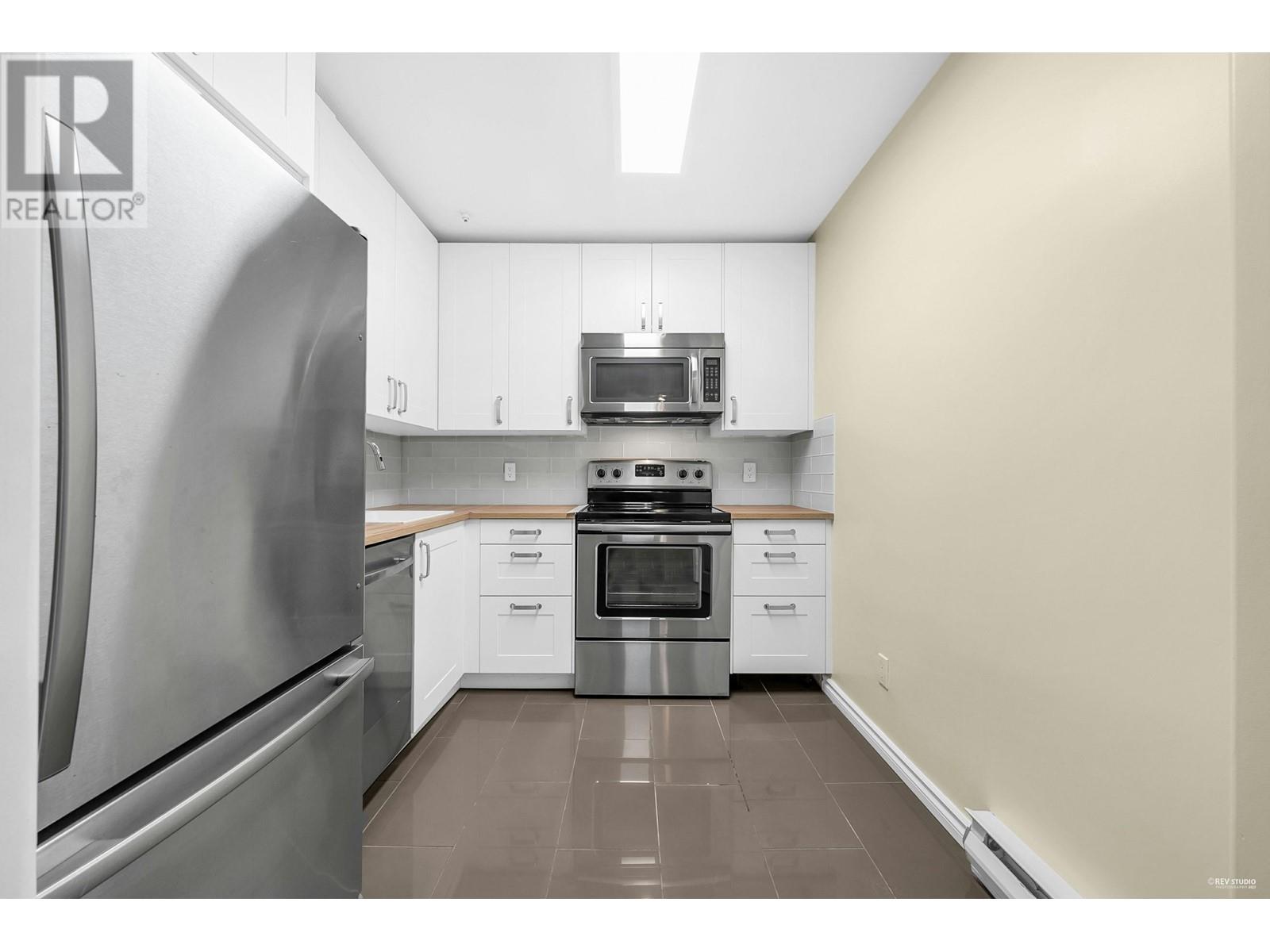106 2405 Kamloops Street, Vancouver, British Columbia  V5M 4V6 - Photo 11 - R2989931