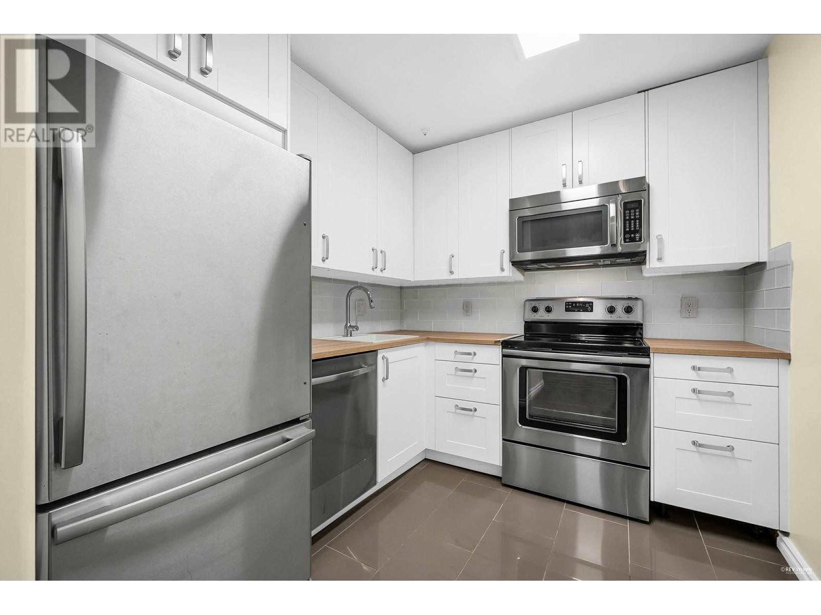 106 2405 Kamloops Street, Vancouver, British Columbia  V5M 4V6 - Photo 12 - R2989931