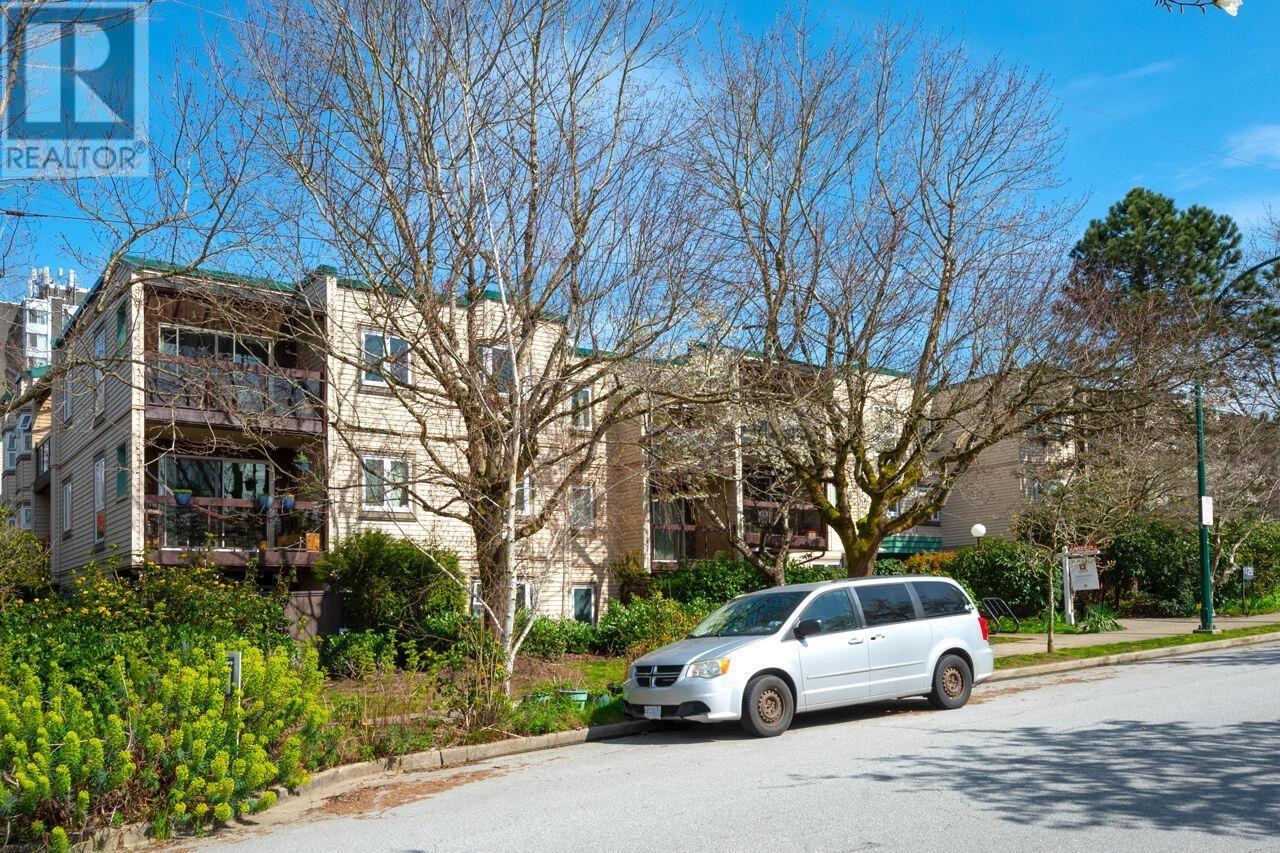 205 1429 E 4th Avenue, Vancouver, British Columbia  V5N 1J6 - Photo 1 - R2989943