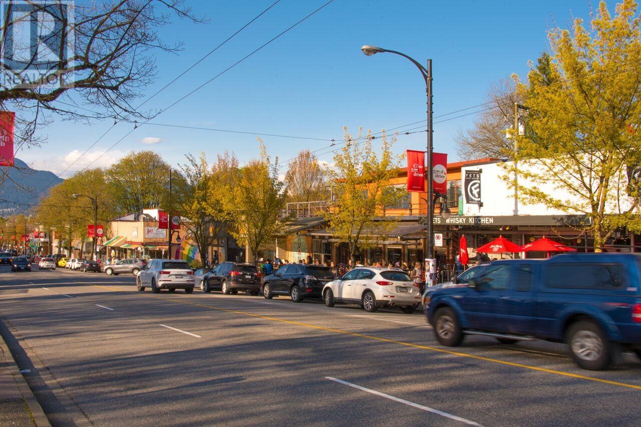205 1429 E 4th Avenue, Vancouver, British Columbia  V5N 1J6 - Photo 37 - R2989943