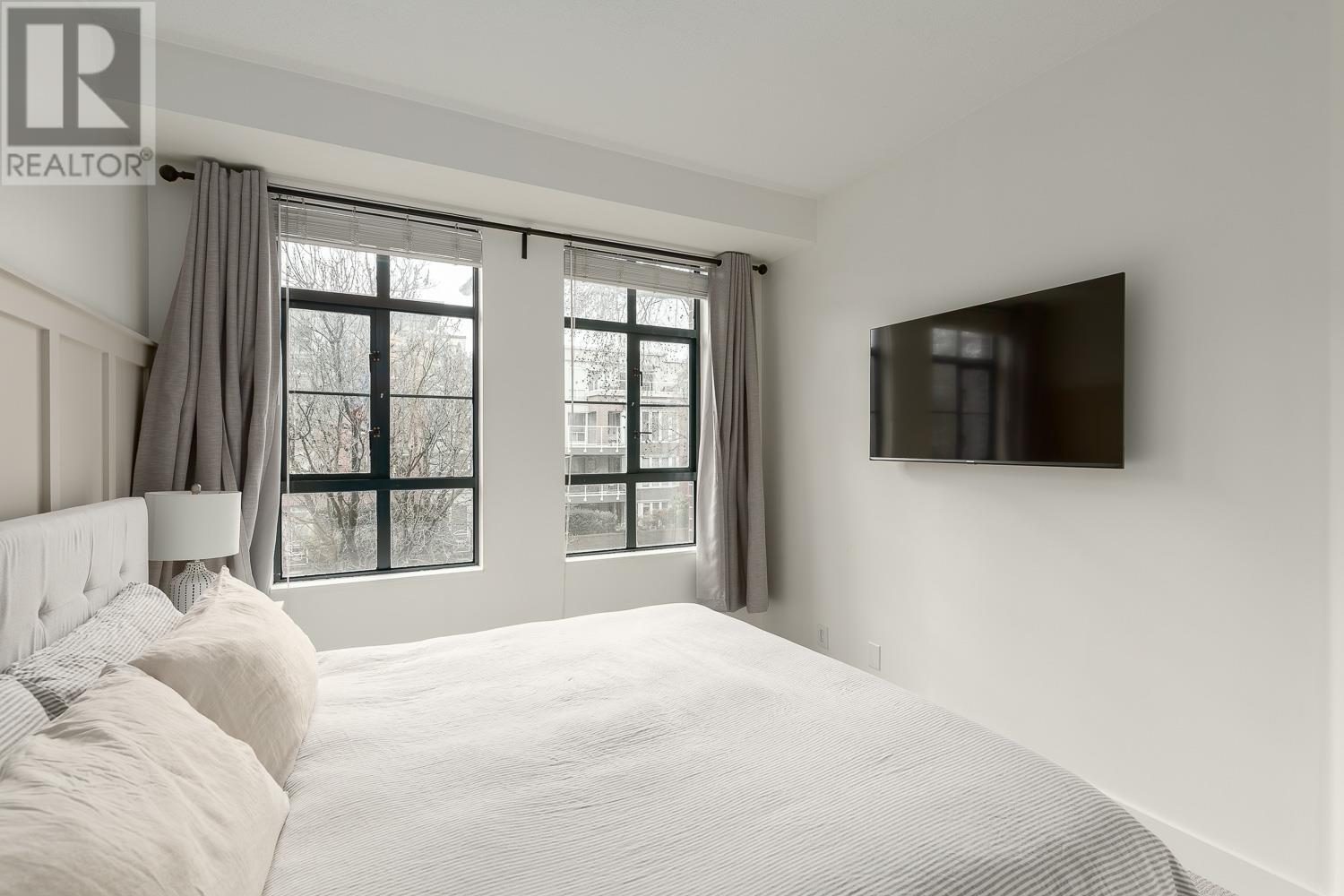 2267 W 12th Avenue, Vancouver, British Columbia  V6K 4T5 - Photo 15 - R2989945