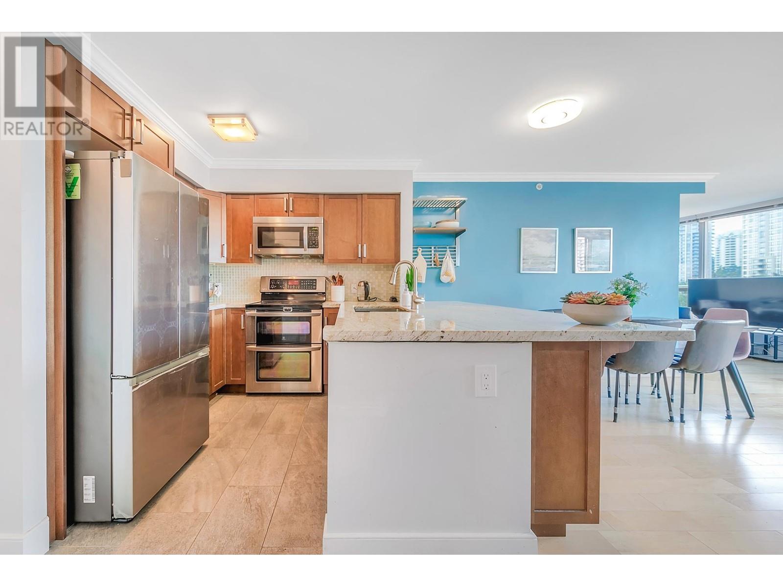 518 6028 Willingdon Avenue, Burnaby, British Columbia  V5H 4V1 - Photo 10 - R2989956