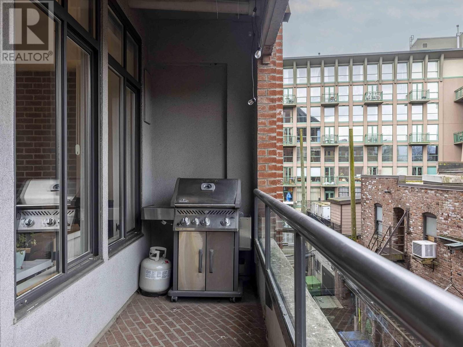 303 28 Powell Street, Vancouver, British Columbia  V6A 1E7 - Photo 13 - R2989978