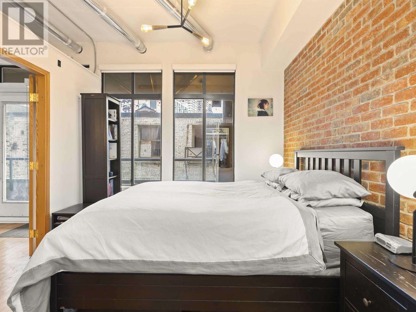 303 28 Powell Street, Vancouver, British Columbia  V6A 1E7 - Photo 15 - R2989978