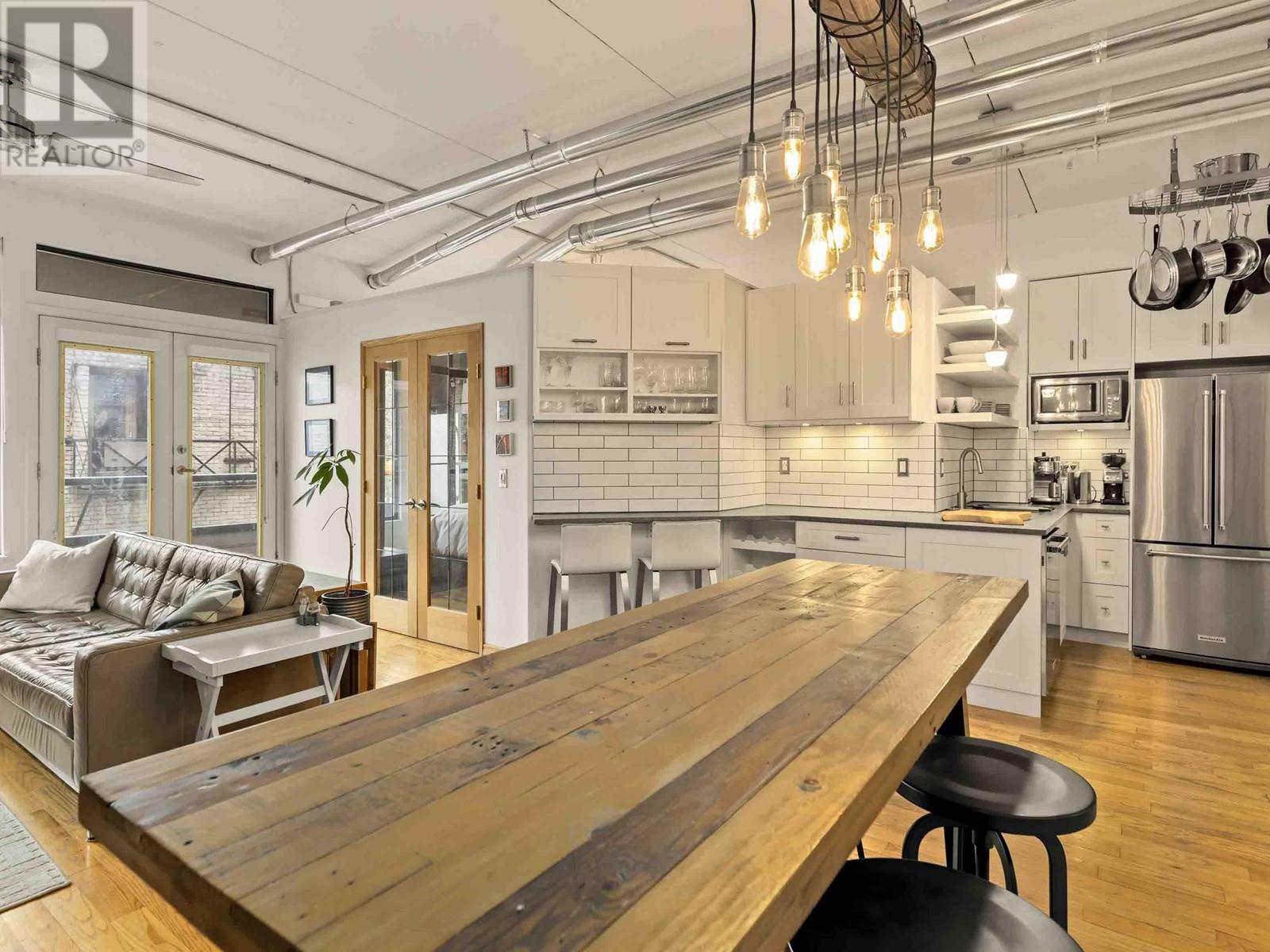 303 28 Powell Street, Vancouver, British Columbia  V6A 1E7 - Photo 8 - R2989978