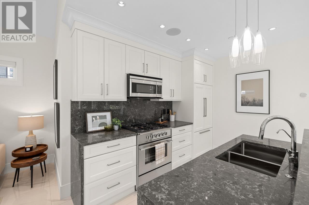 2421 W 5th Avenue, Vancouver, British Columbia  V6K 1S7 - Photo 8 - R2989983