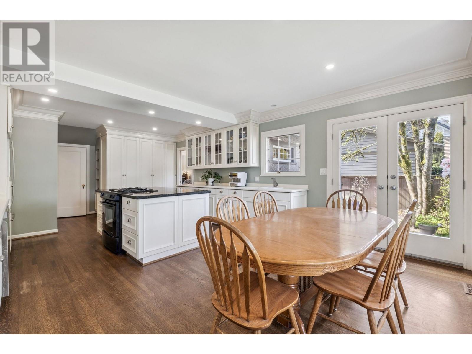 2627 W 37th Avenue, Vancouver, British Columbia  V6N 2T3 - Photo 15 - R2989927