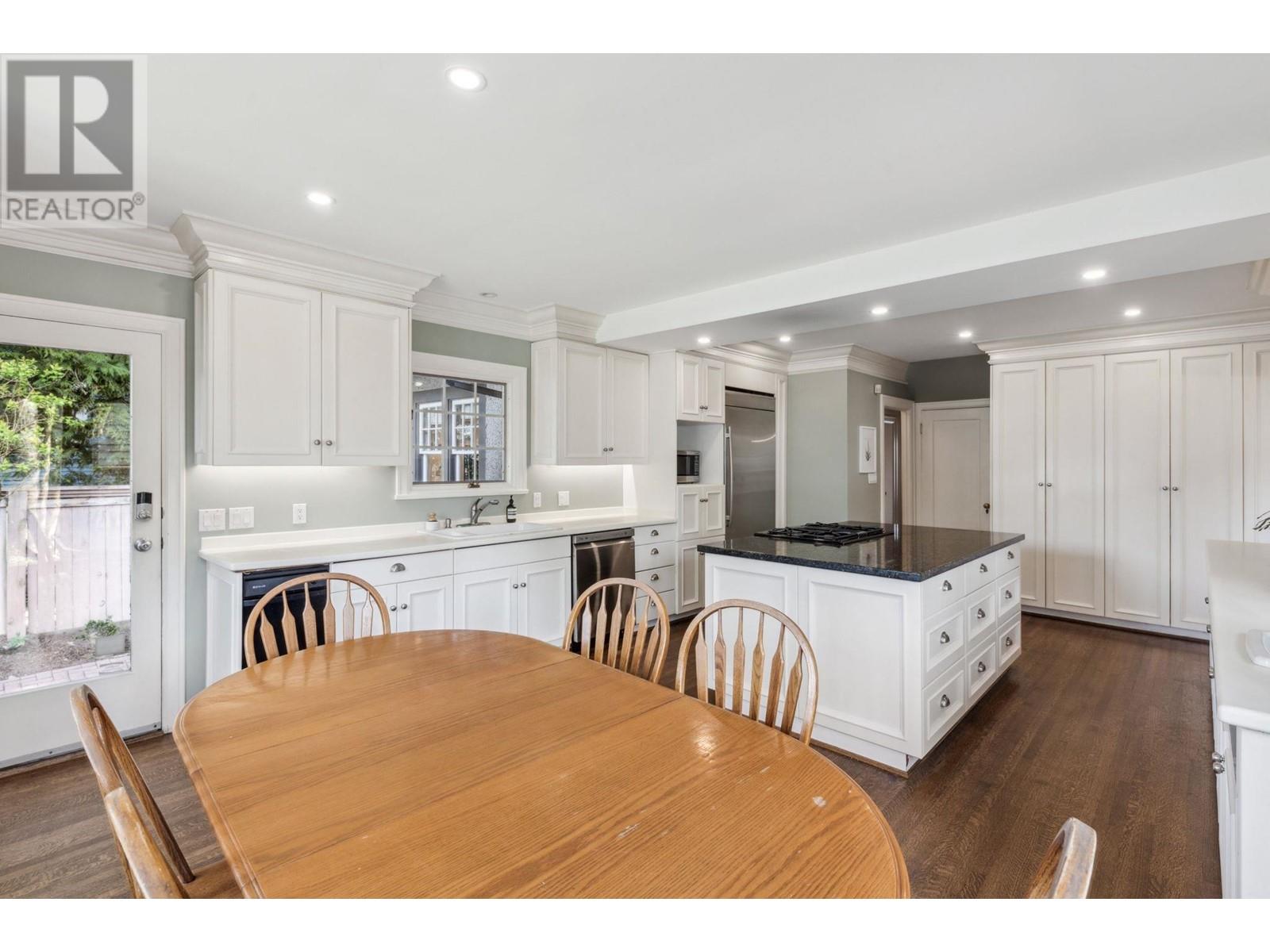 2627 W 37th Avenue, Vancouver, British Columbia  V6N 2T3 - Photo 16 - R2989927