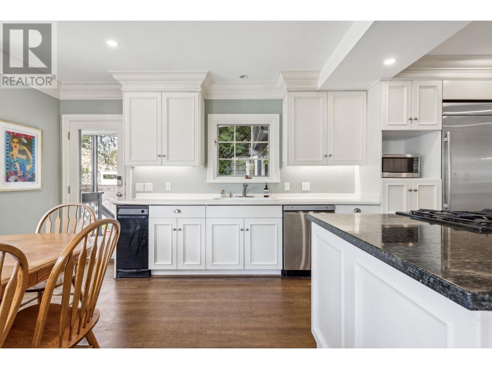 2627 W 37th Avenue, Vancouver, British Columbia  V6N 2T3 - Photo 17 - R2989927