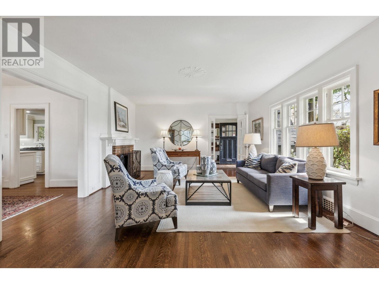 2627 W 37th Avenue, Vancouver, British Columbia  V6N 2T3 - Photo 4 - R2989927