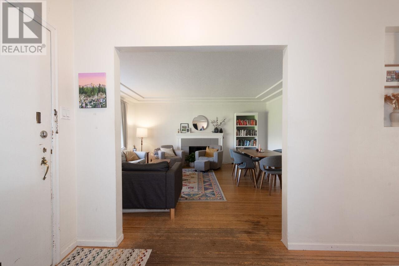 76 W 37th Avenue, Vancouver, British Columbia  V5Y 2N1 - Photo 6 - R2989947