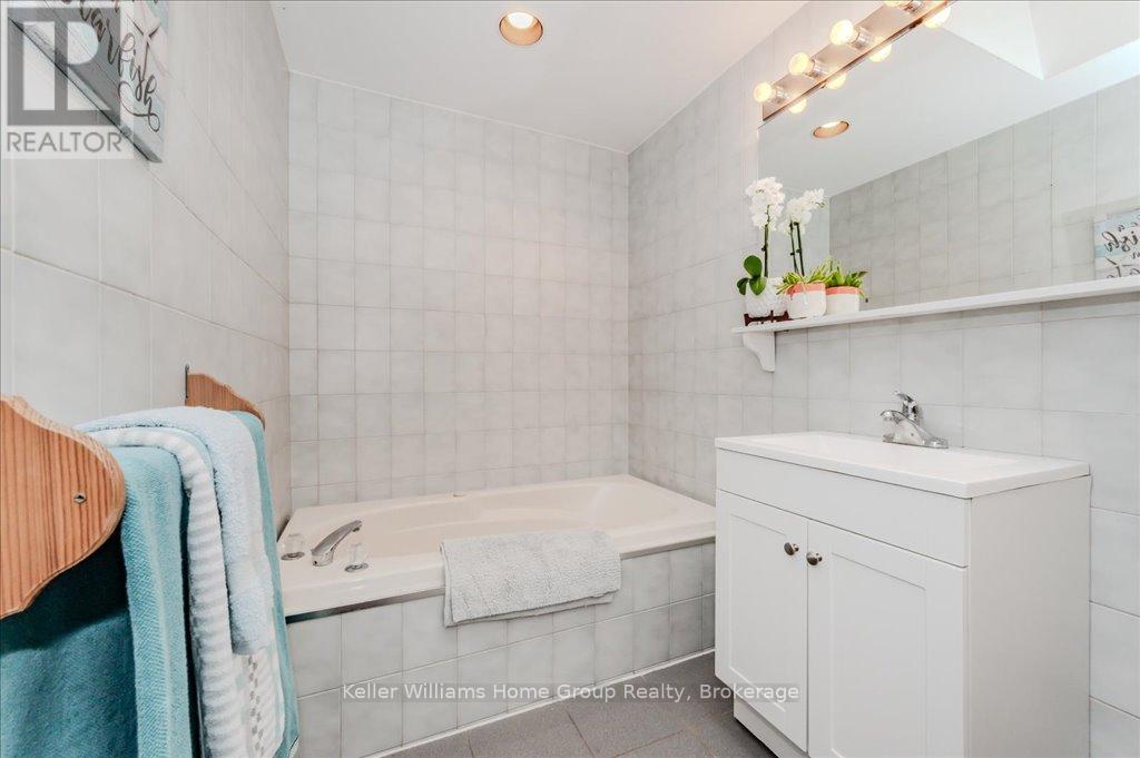 39 Central Street, Guelph, Ontario  N1H 4K8 - Photo 19 - X12081862
