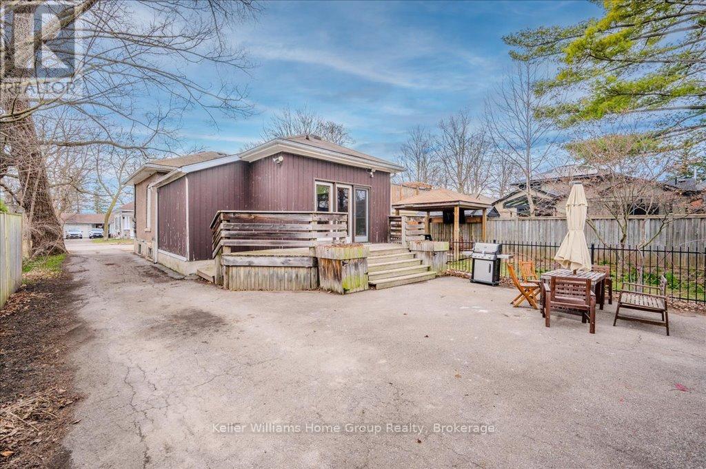 39 Central Street, Guelph, Ontario  N1H 4K8 - Photo 30 - X12081862