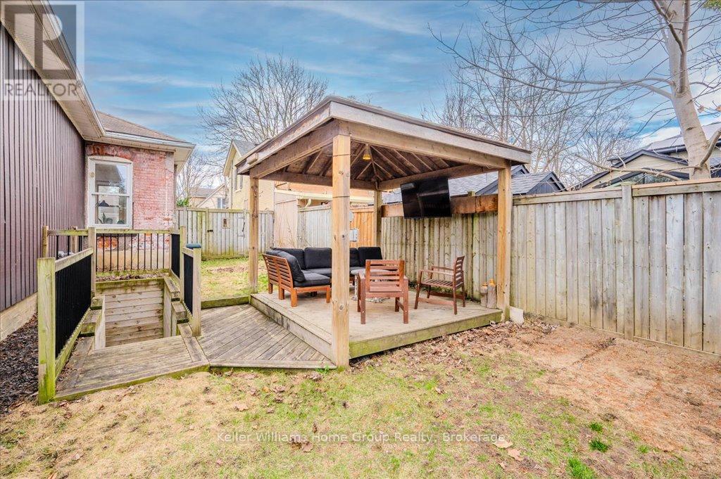 39 Central Street, Guelph, Ontario  N1H 4K8 - Photo 31 - X12081862