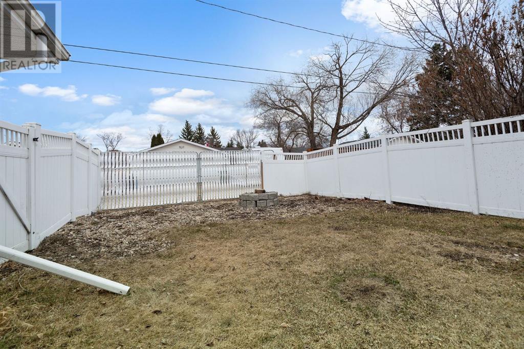 5933 West Park Crescent, Red Deer, Alberta  T4N 1E9 - Photo 25 - A2211193