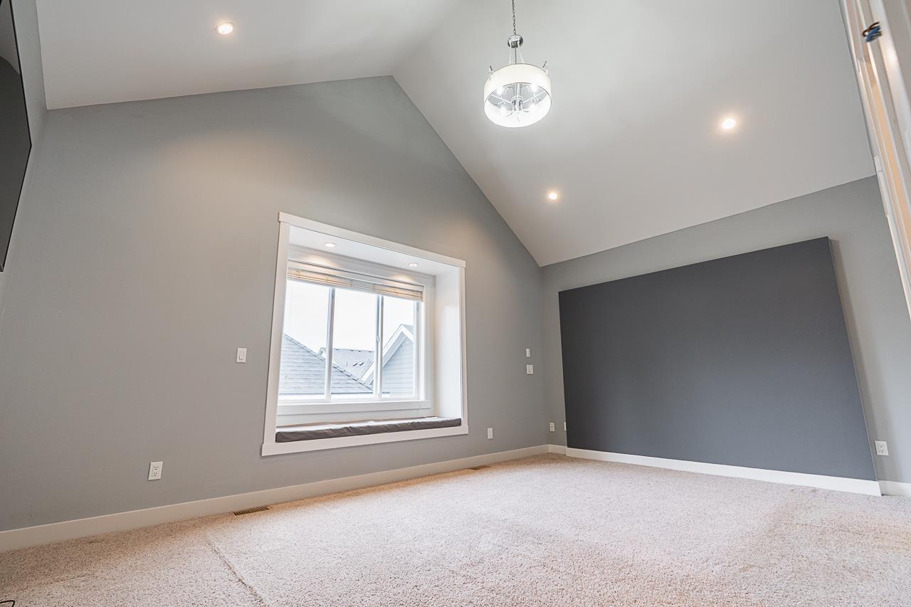 19117 72a Avenue, Surrey, British Columbia  V4N 6L1 - Photo 12 - R2989911