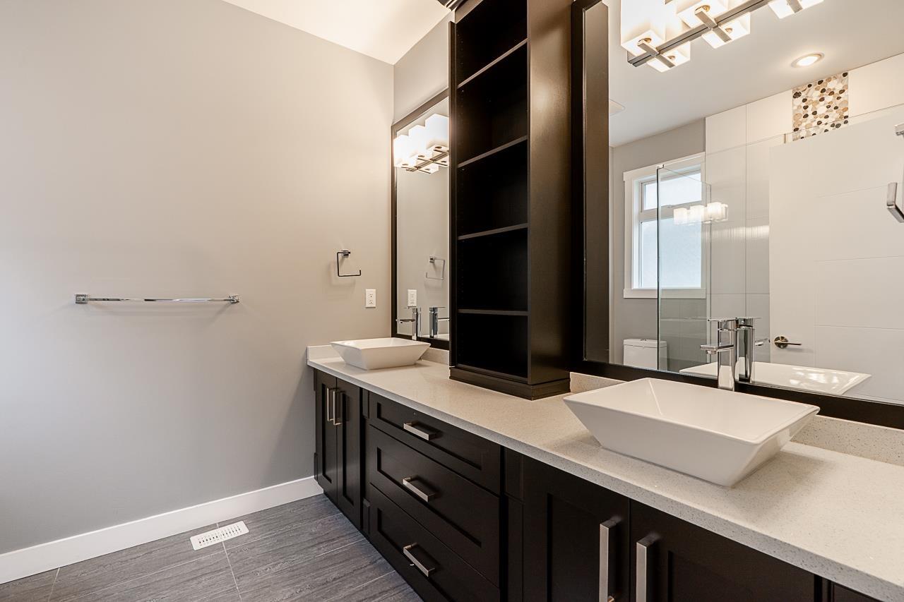 19117 72a Avenue, Surrey, British Columbia  V4N 6L1 - Photo 14 - R2989911
