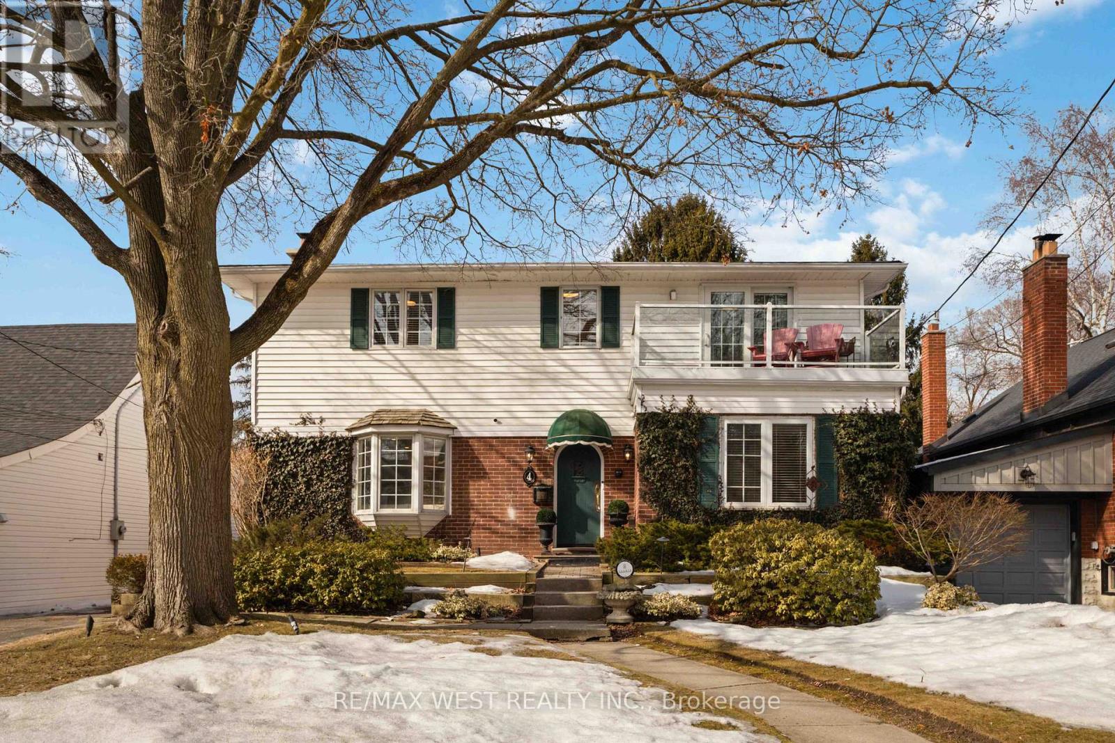 Property at 4 HARDING BOULEVARD image 1