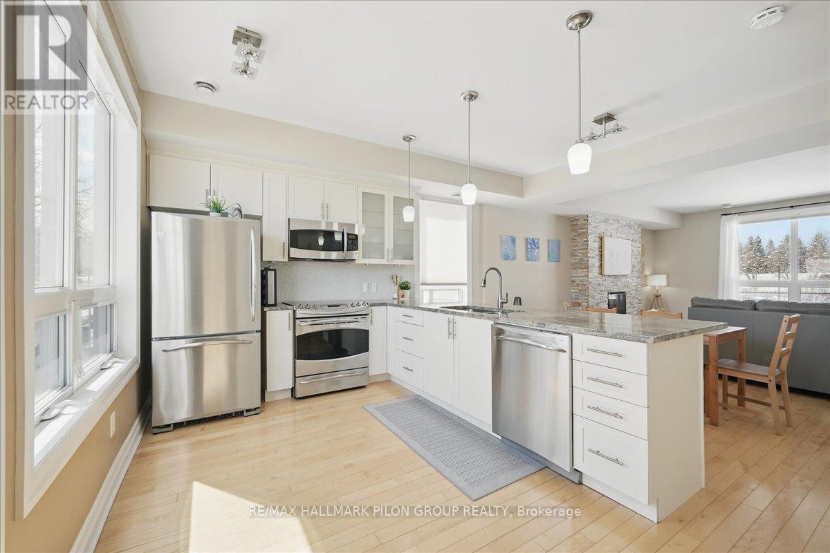 Property at 104 - 60 MEACH PRIVATE image 3