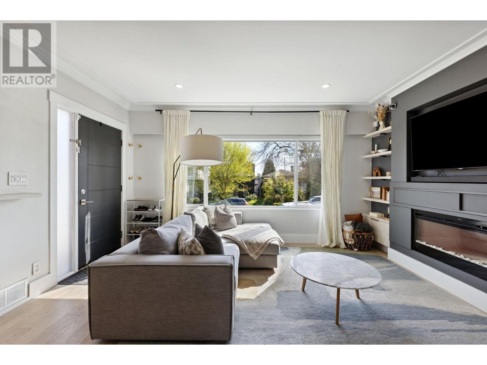 4785 Elgin Street, Vancouver, British Columbia  V5V 4S2 - Photo 4 - R2990002