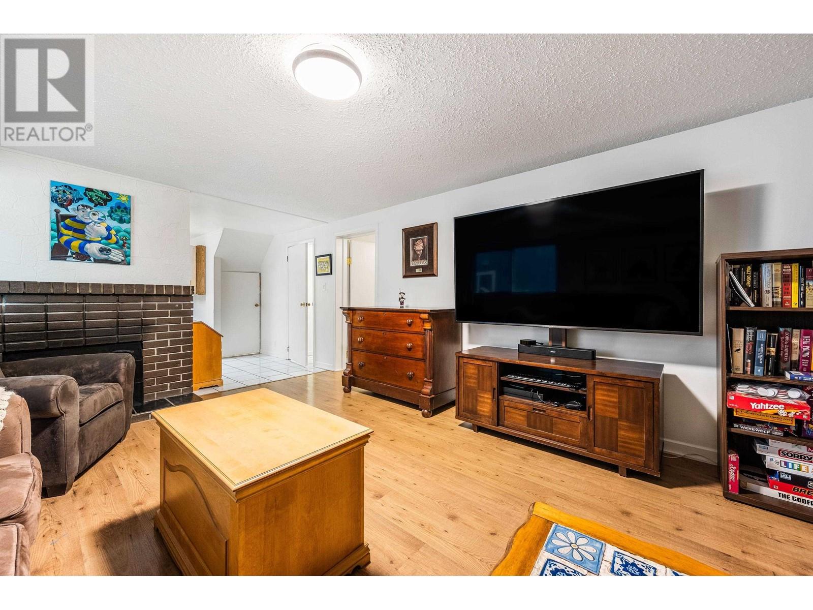 2627 E 5th Avenue, Vancouver, British Columbia  V5M 1M8 - Photo 30 - R2989921