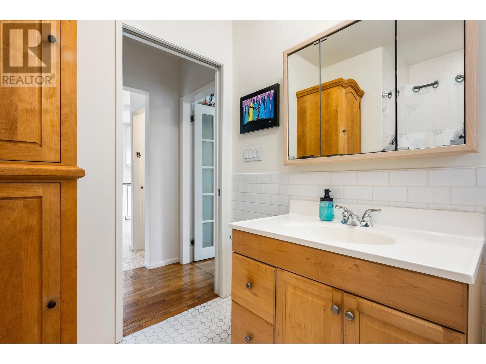 2627 E 5th Avenue, Vancouver, British Columbia  V5M 1M8 - Photo 24 - R2989921