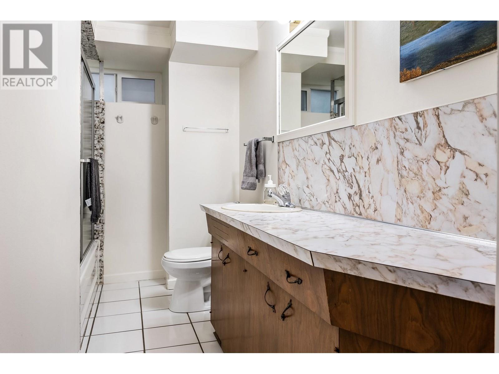 2627 E 5th Avenue, Vancouver, British Columbia  V5M 1M8 - Photo 32 - R2989921