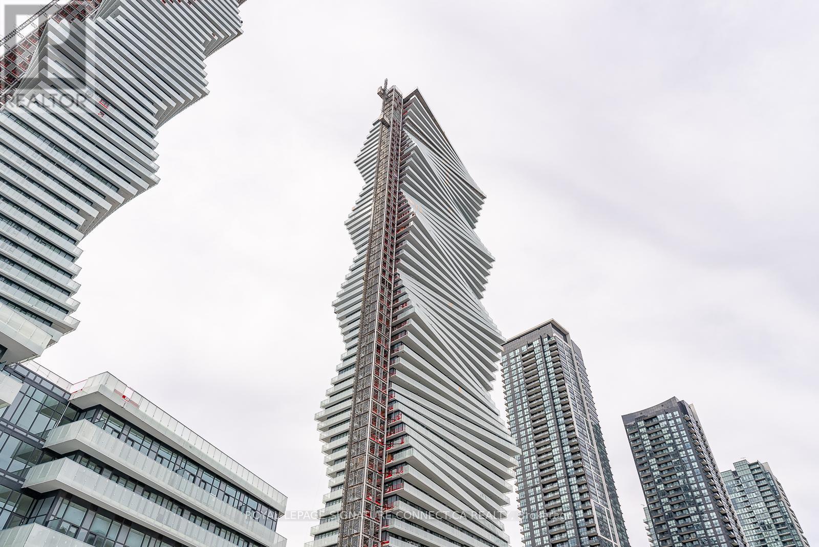 1601 - 3900 Confederation Parkway, Mississauga, Ontario  L5B 0M3 - Photo 31 - W12081865