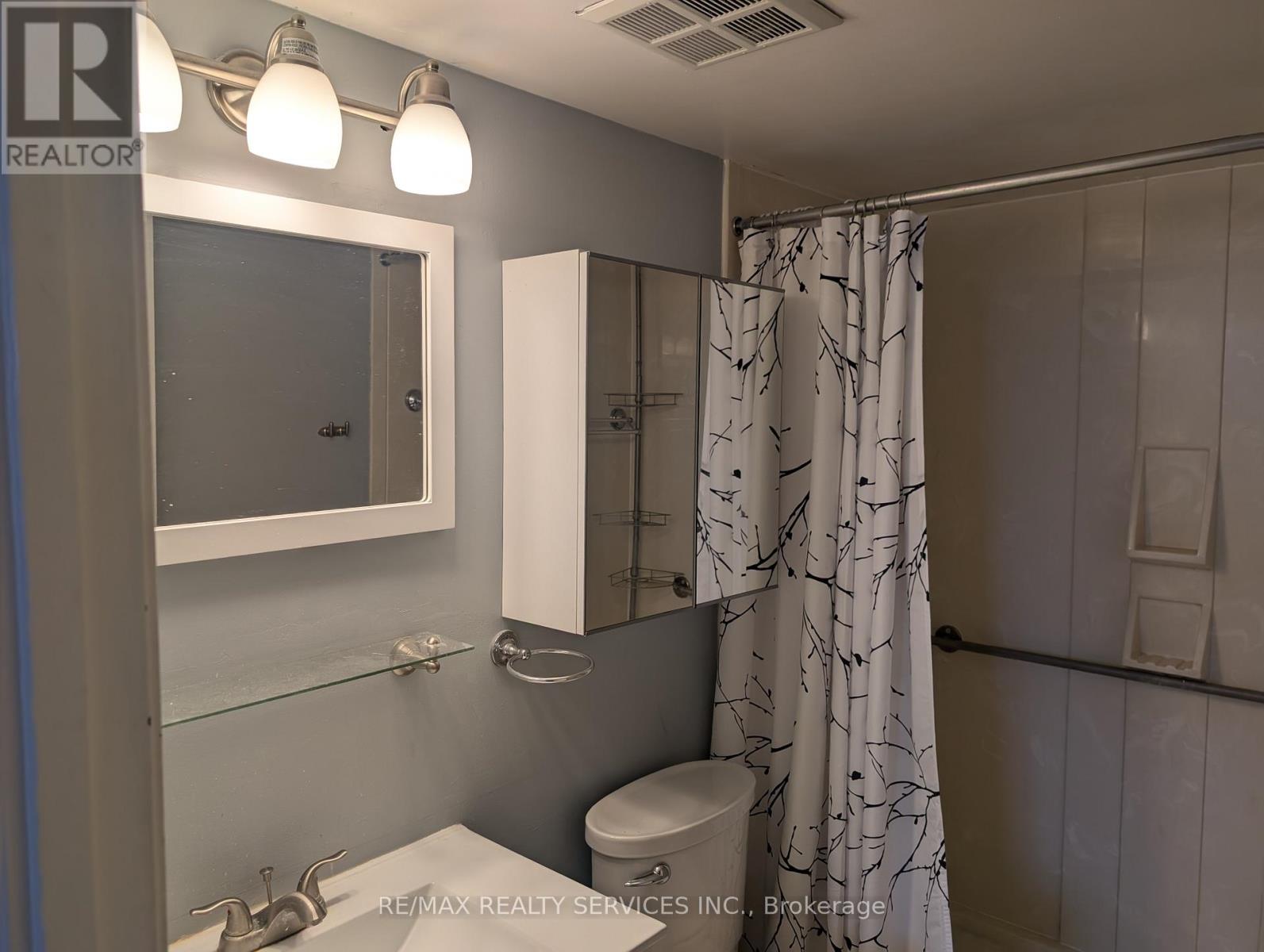 405 - 330 Mill Street, Brampton, Ontario  L6Y 3V3 - Photo 14 - W12081905