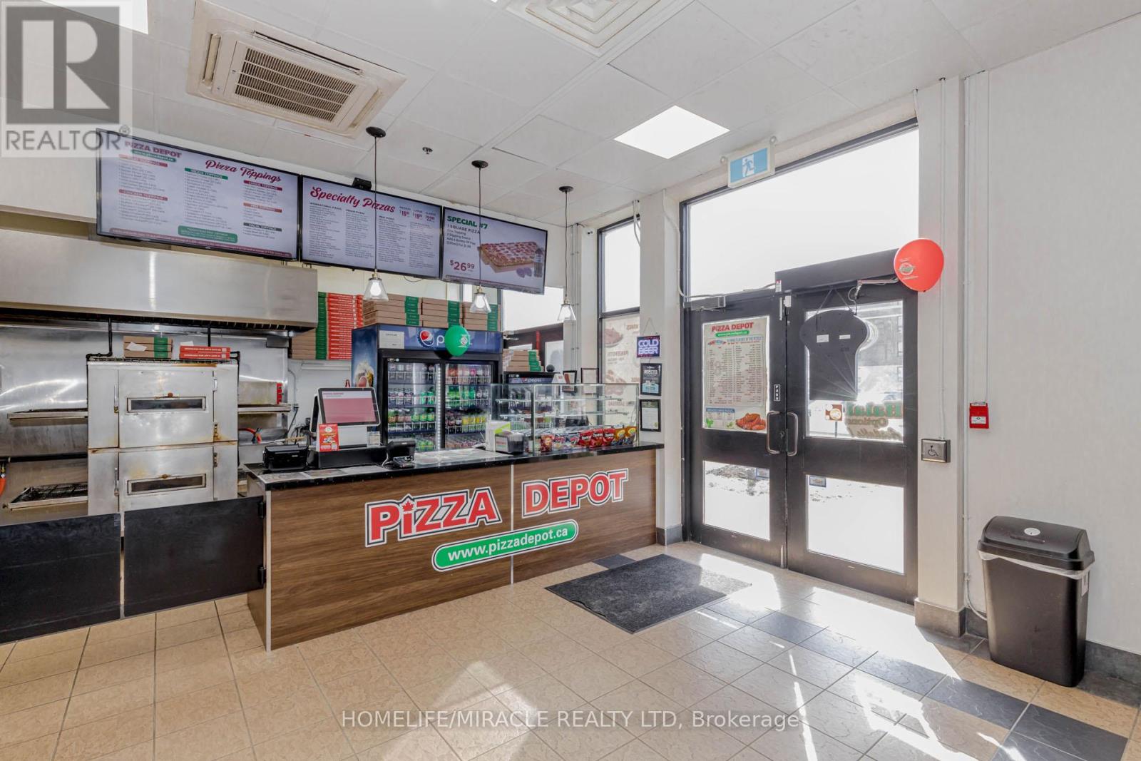 8b - 3510 Schmon Parkway, Thorold, Ontario  L2V 4Y6 - Photo 14 - X12081870