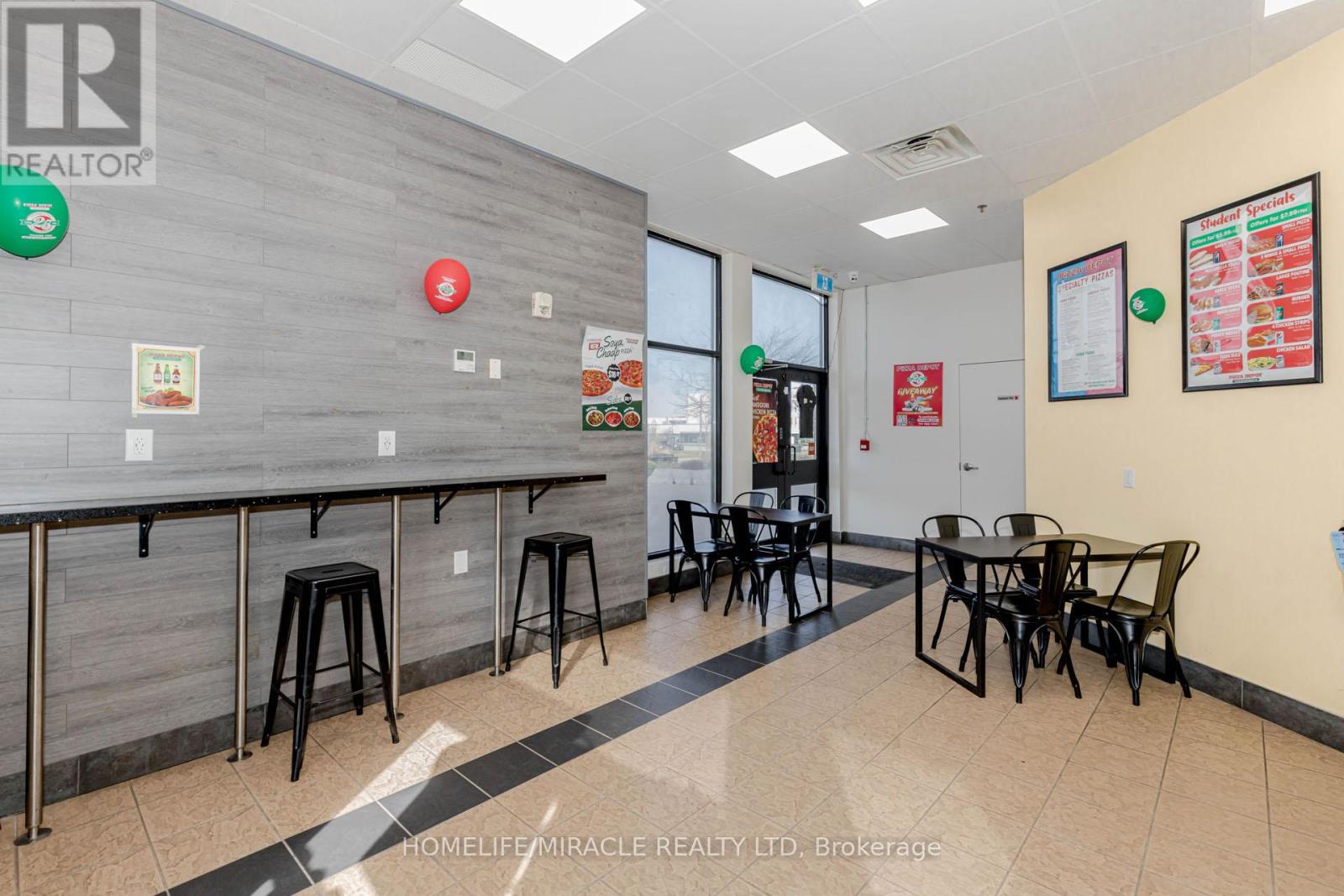 8b - 3510 Schmon Parkway, Thorold, Ontario  L2V 4Y6 - Photo 7 - X12081870
