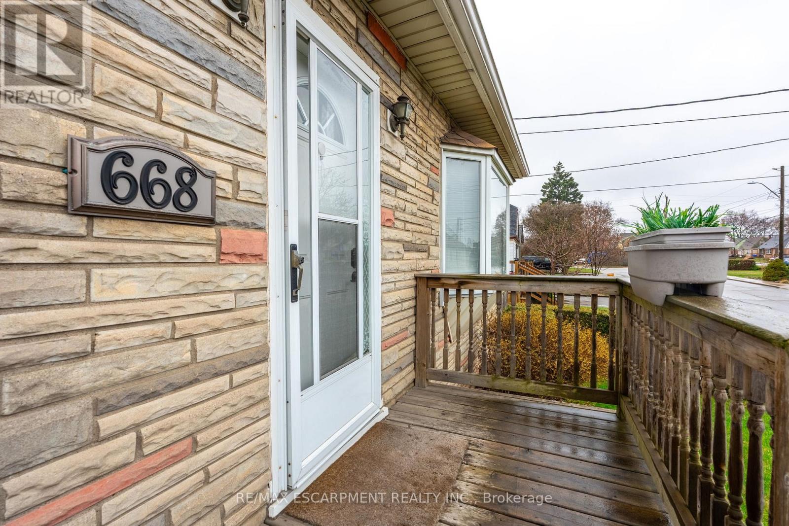 Property at 668 BURGESS AVENUE image 3