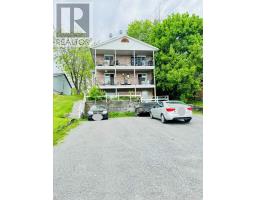 60 WALLBRIDGE CRESCENT, Belleville, Ontario
