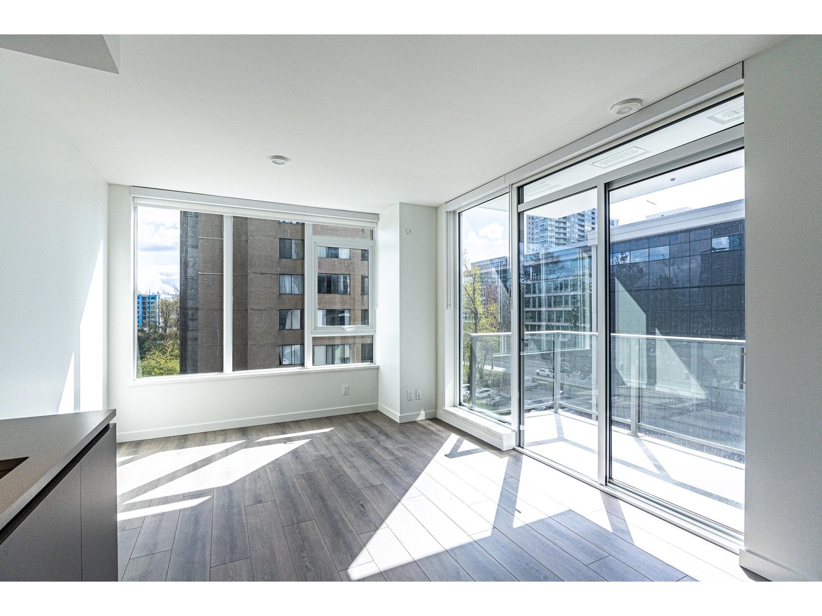508 10448 University Drive, Surrey, British Columbia  V3T 0S7 - Photo 5 - R2989902