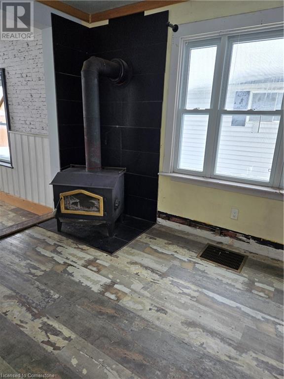 347 Birmingham Street, Stratford, Ontario  N5A 2T9 - Photo 11 - 40716920
