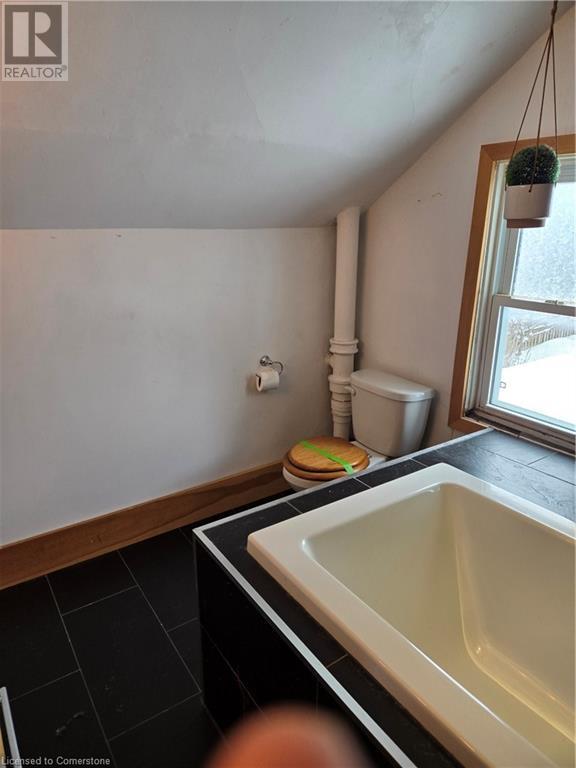 347 Birmingham Street, Stratford, Ontario  N5A 2T9 - Photo 17 - 40716920