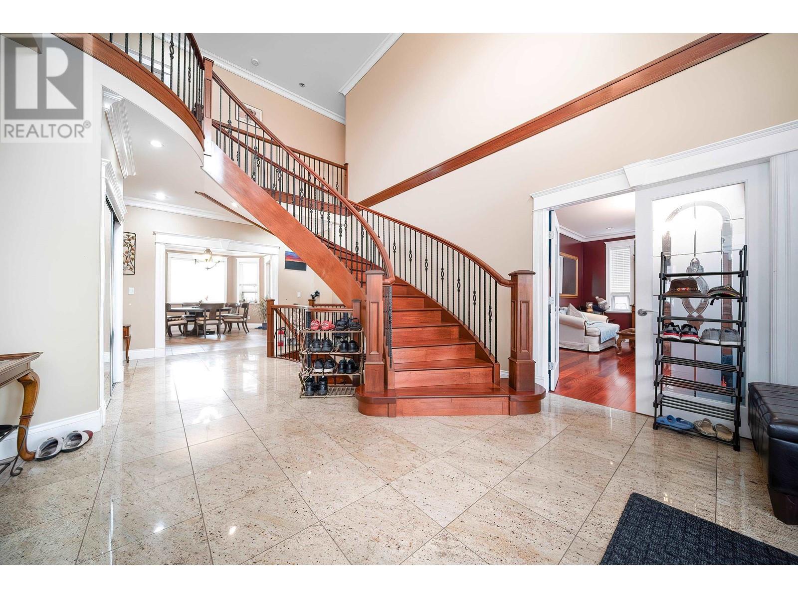Listing Picture 22 of 38 : 7480 CHUTTER STREET, Burnaby / 本拿比 - 魯藝地產 Yvonne Lu Group - MLS Medallion Club Member