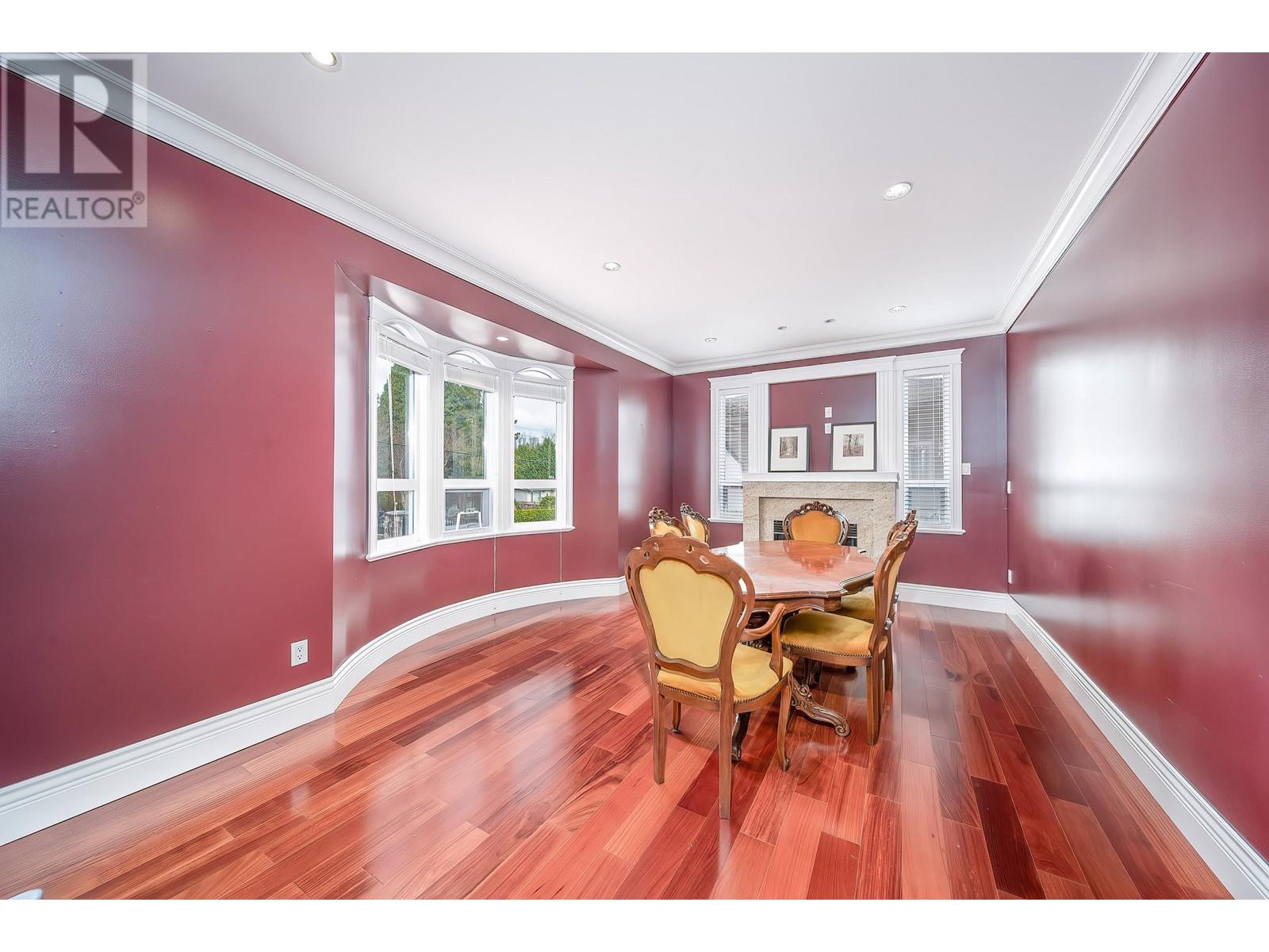 Listing Picture 23 of 38 : 7480 CHUTTER STREET, Burnaby / 本拿比 - 魯藝地產 Yvonne Lu Group - MLS Medallion Club Member