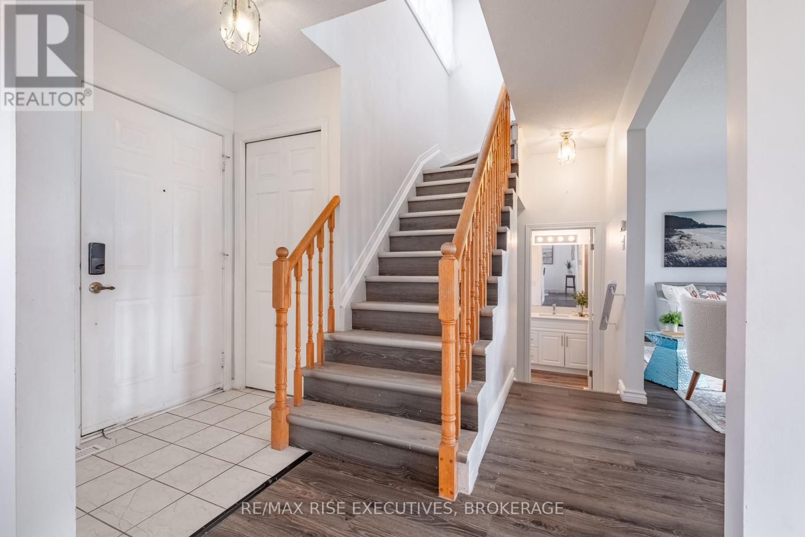 Property at 1065 REGATTA COURT image 3