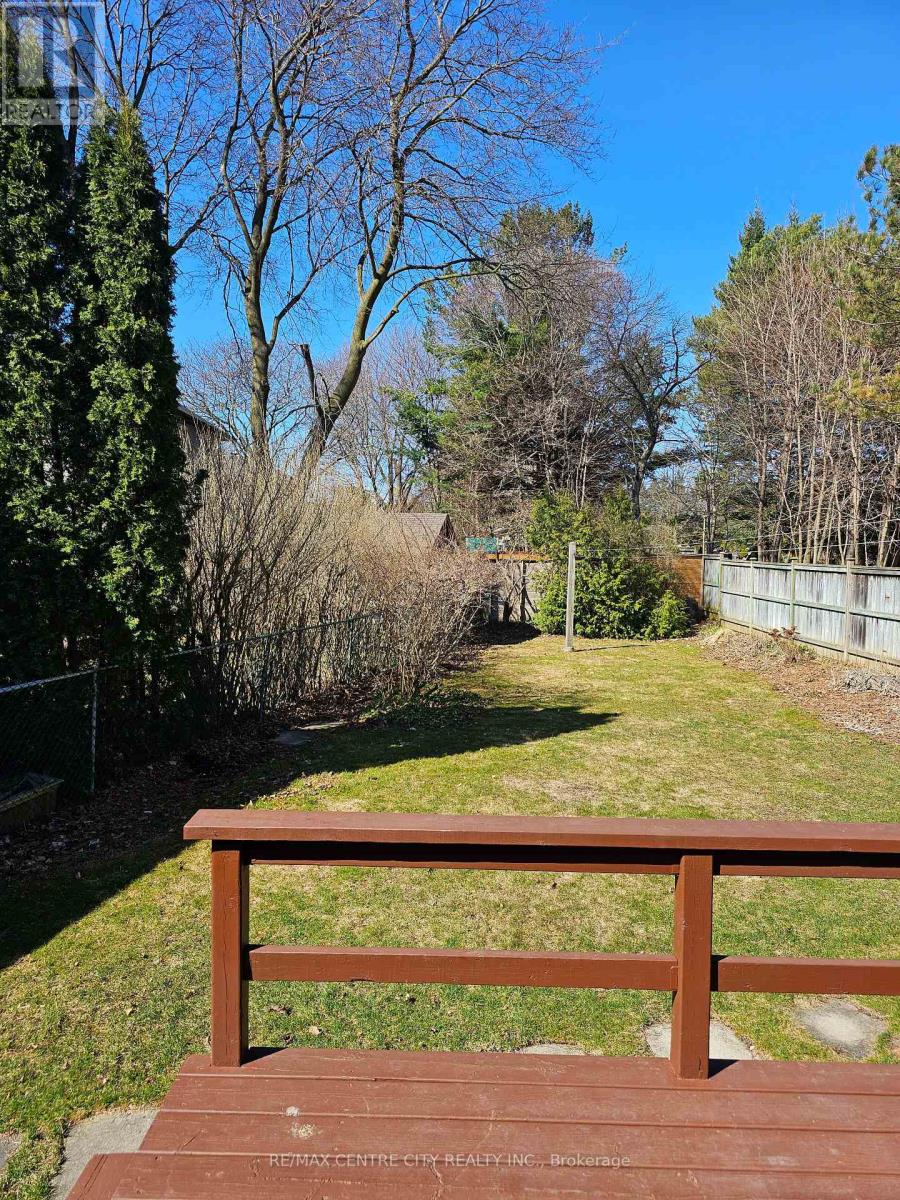 274 Burnett Avenue, Toronto, Ontario  M2N 1W1 - Photo 24 - C12081500