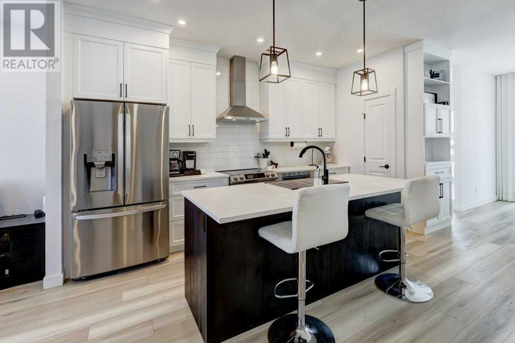 136 Rowmont Boulevard Nw, Calgary, Alberta  T3L 0H2 - Photo 6 - A2207926