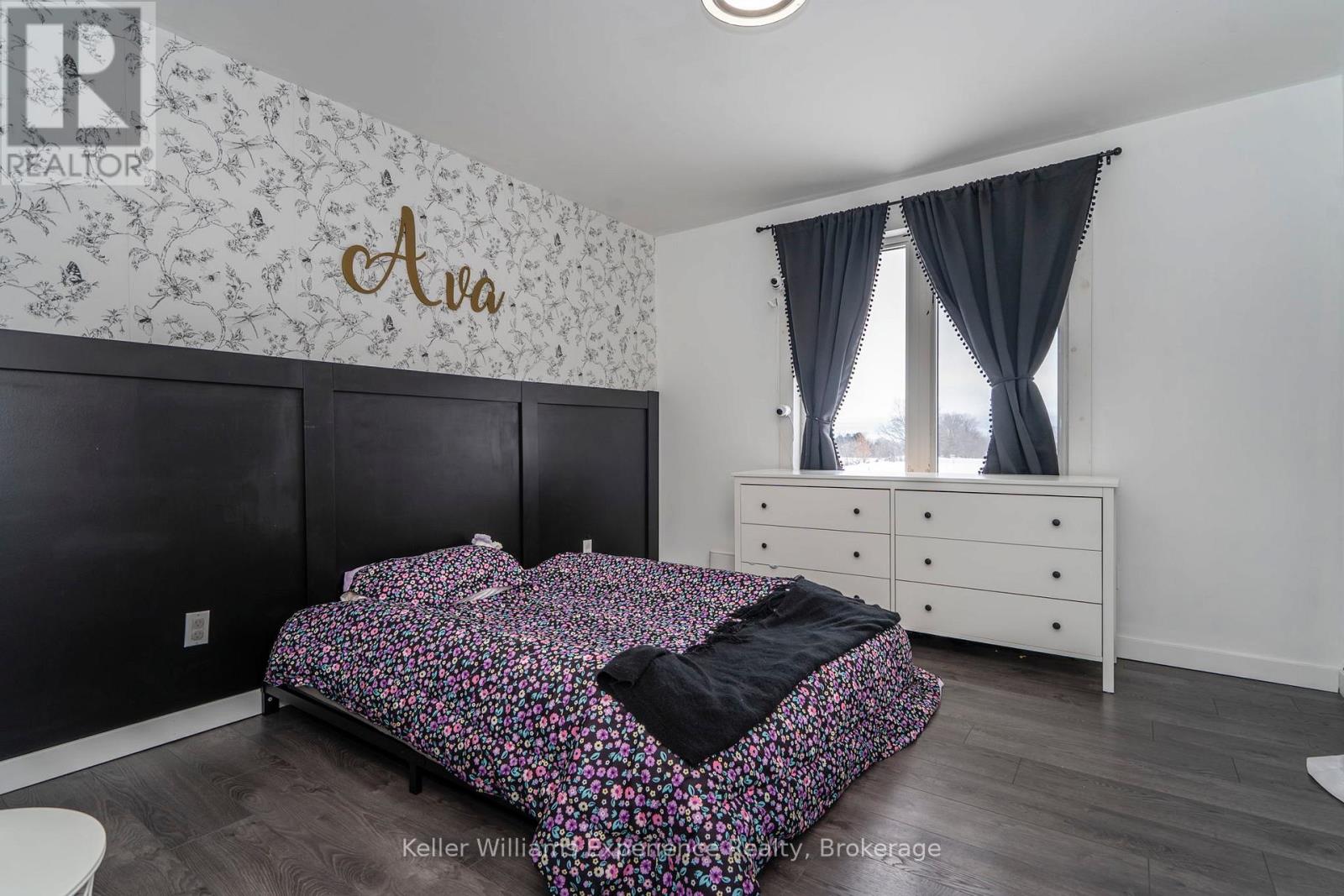 240 County 6 Road S, Tiny, Ontario  L0L 2J0 - Photo 6 - S12081926
