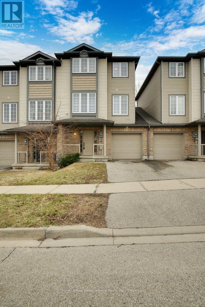 Property at 40 TUDOR STREET image 2