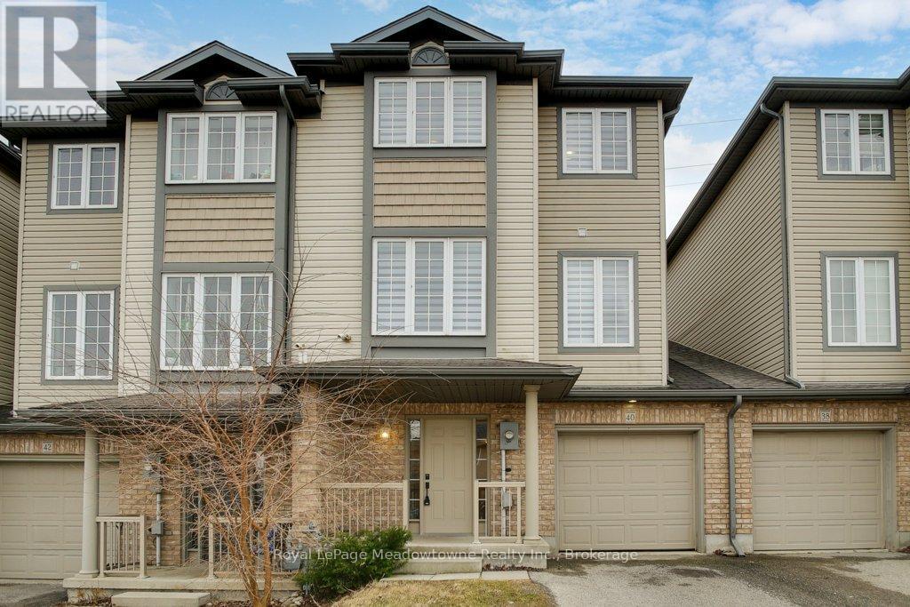 Property at 40 TUDOR STREET image 3