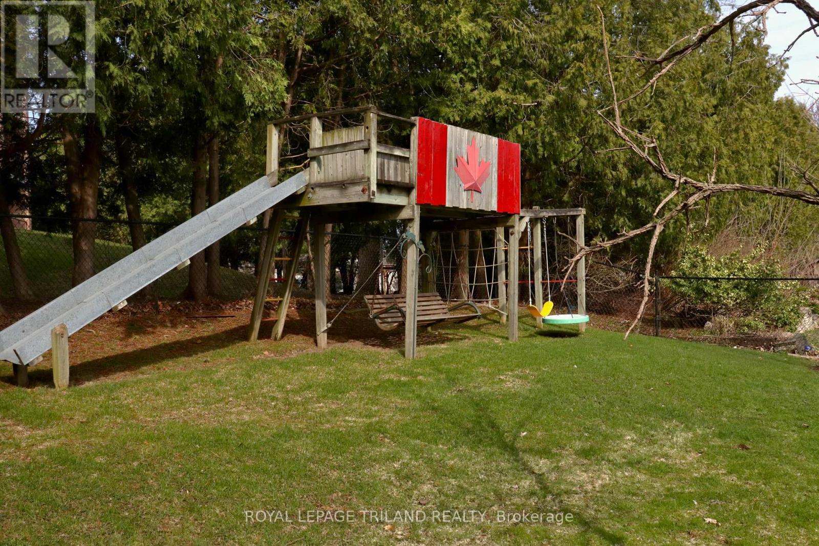 517 Beachwood Avenue, London South, Ontario  N6J 3K2 - Photo 20 - X12077653