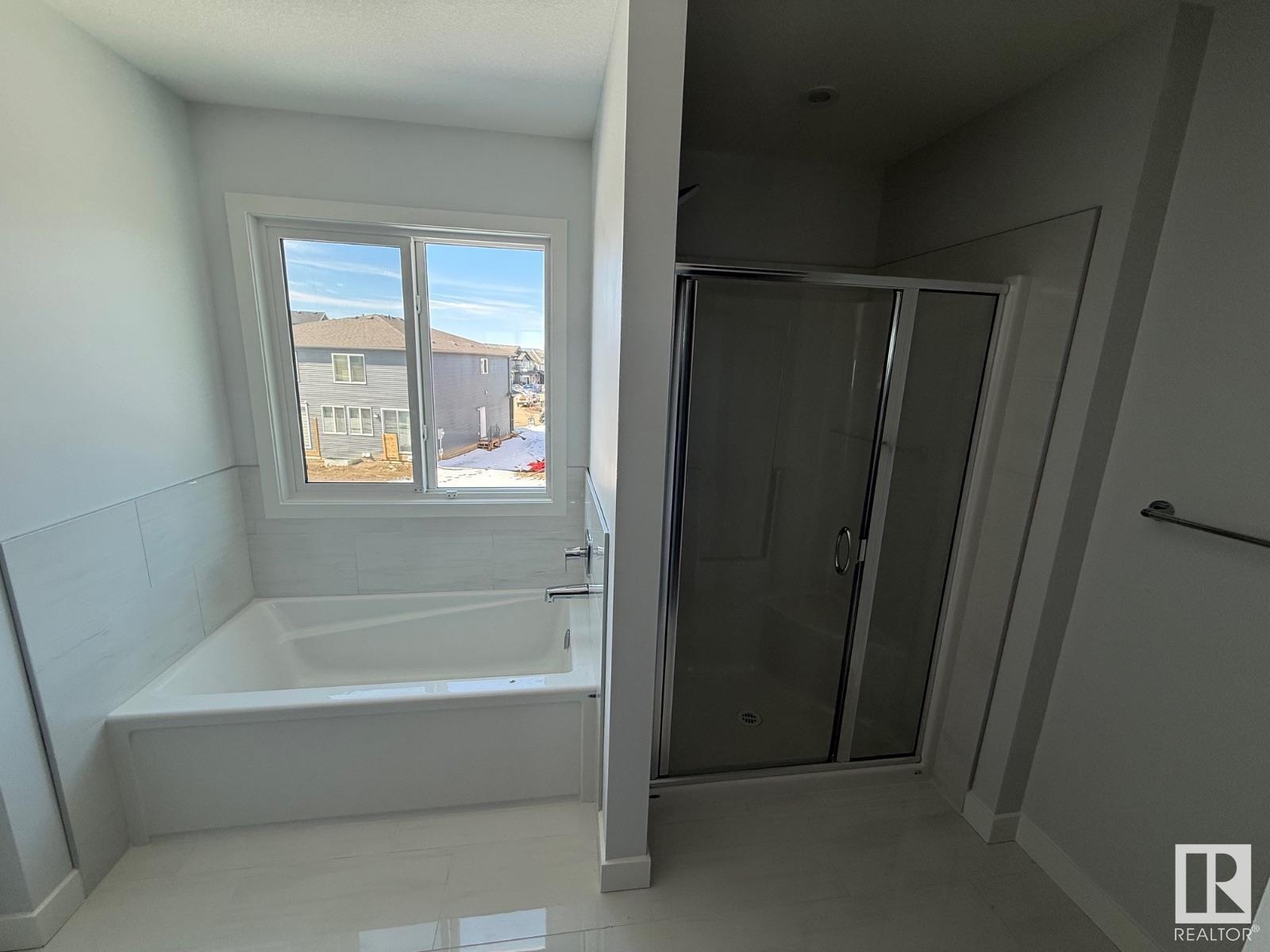 2020 Muckleplum Li Sw, Edmonton, Alberta  T6X 2N1 - Photo 8 - E4430791