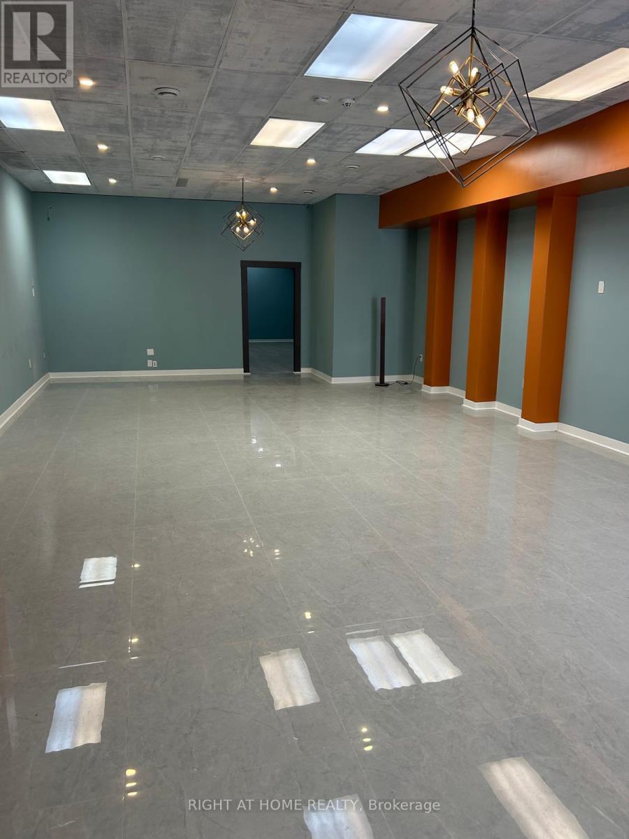 218 Vaughan Road, Toronto, Ontario  M6C 2M6 - Photo 6 - C12082042
