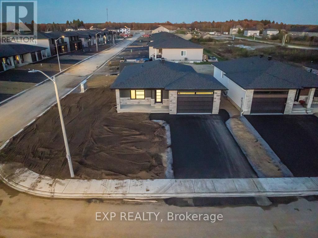 933 Katia Street, The Nation, Ontario  K0A 2M0 - Photo 32 - X12081942